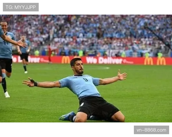 苏亚雷斯这嘴，球场上狠角色，下了场咋还像邻家大叔聊天一样？！