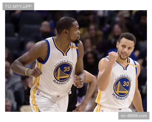 米卡尔·布里奇斯通过挡拆牵制库里有效提升球队防守稳定性