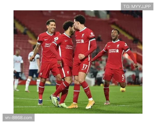 巴黎圣日耳曼中场失控问题加剧，节奏紊乱对争冠形势产生影响